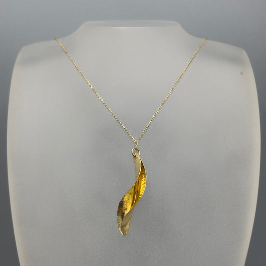 Victoria Sackwild – 38mm fine silver (yellow gold plated) Willow Leaf pendant