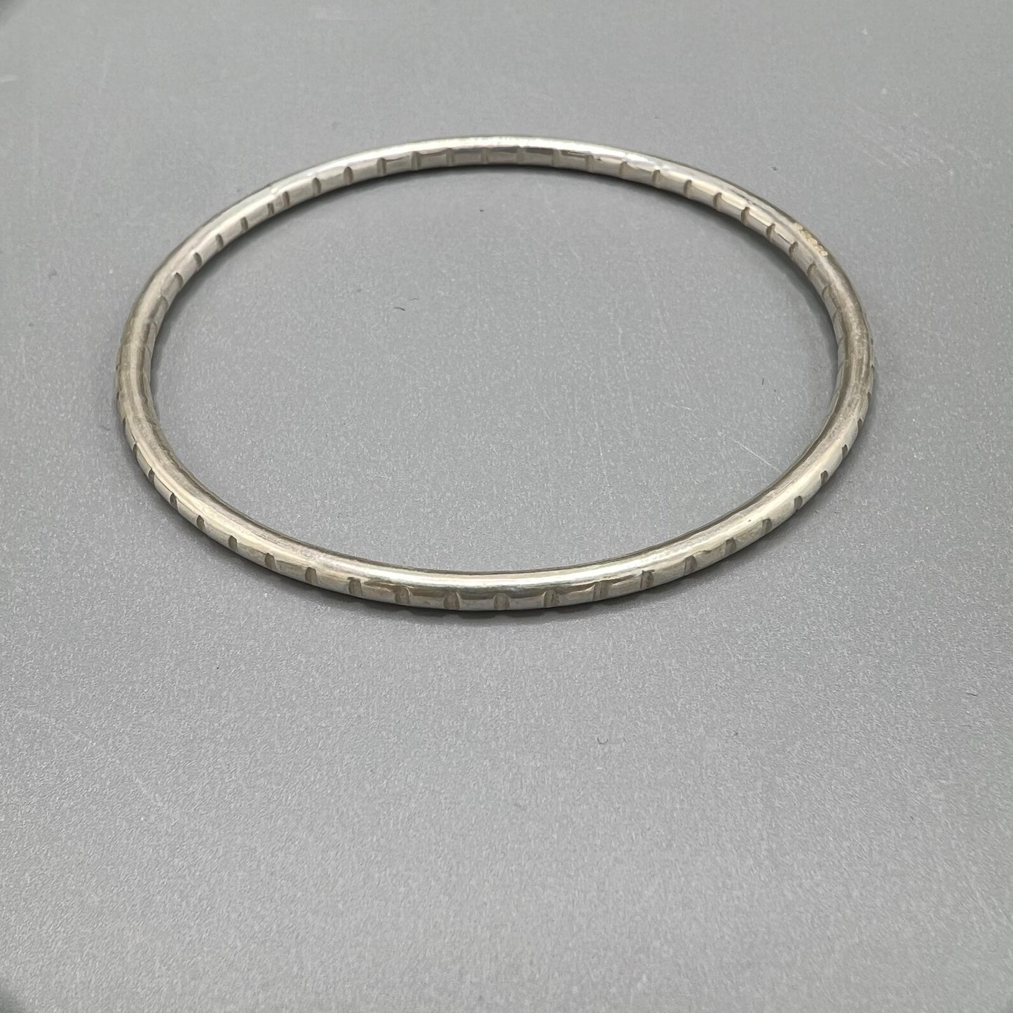 Iona Hall - Notches Bangle (Small)