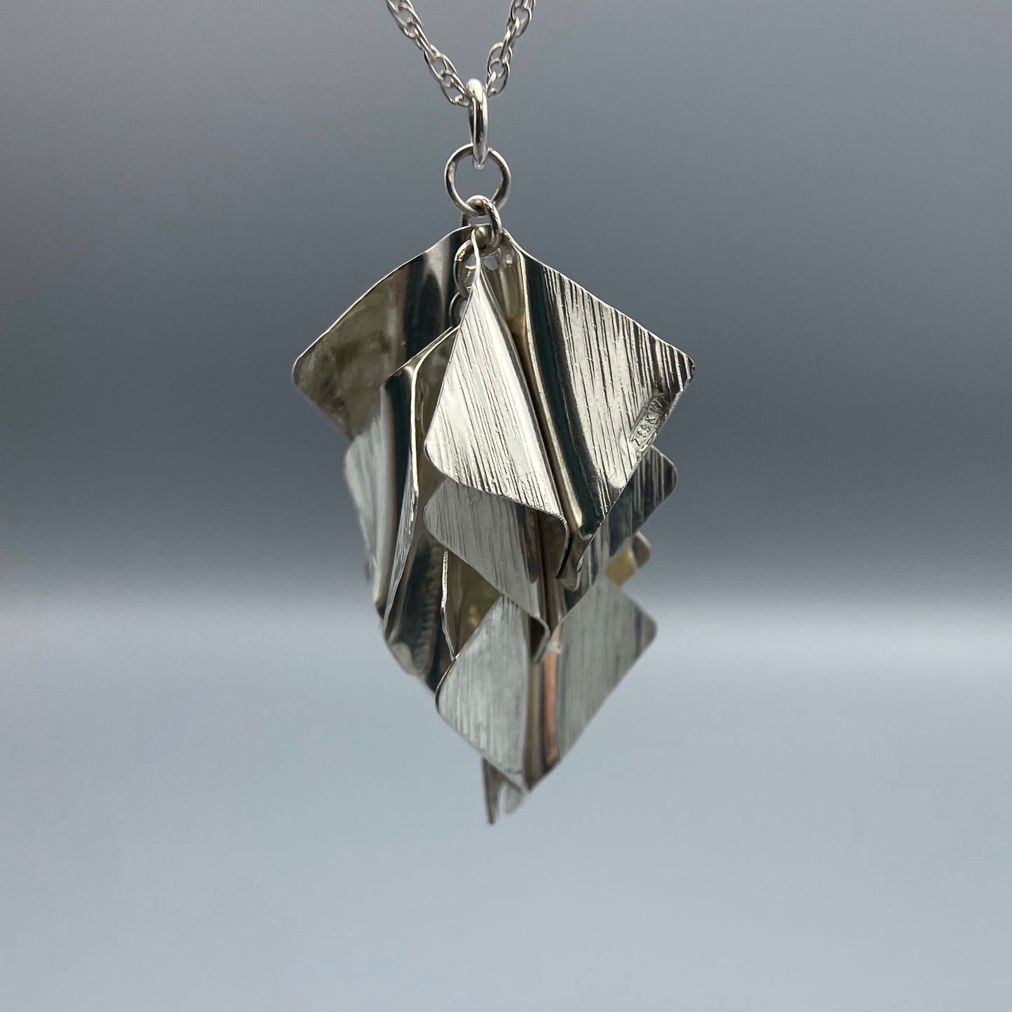 Zoe Watts - Silver Stingray Pendant