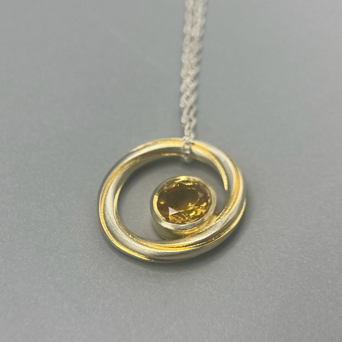 Alice Gow - Twist Continuum Pendant: 8mm Citrine